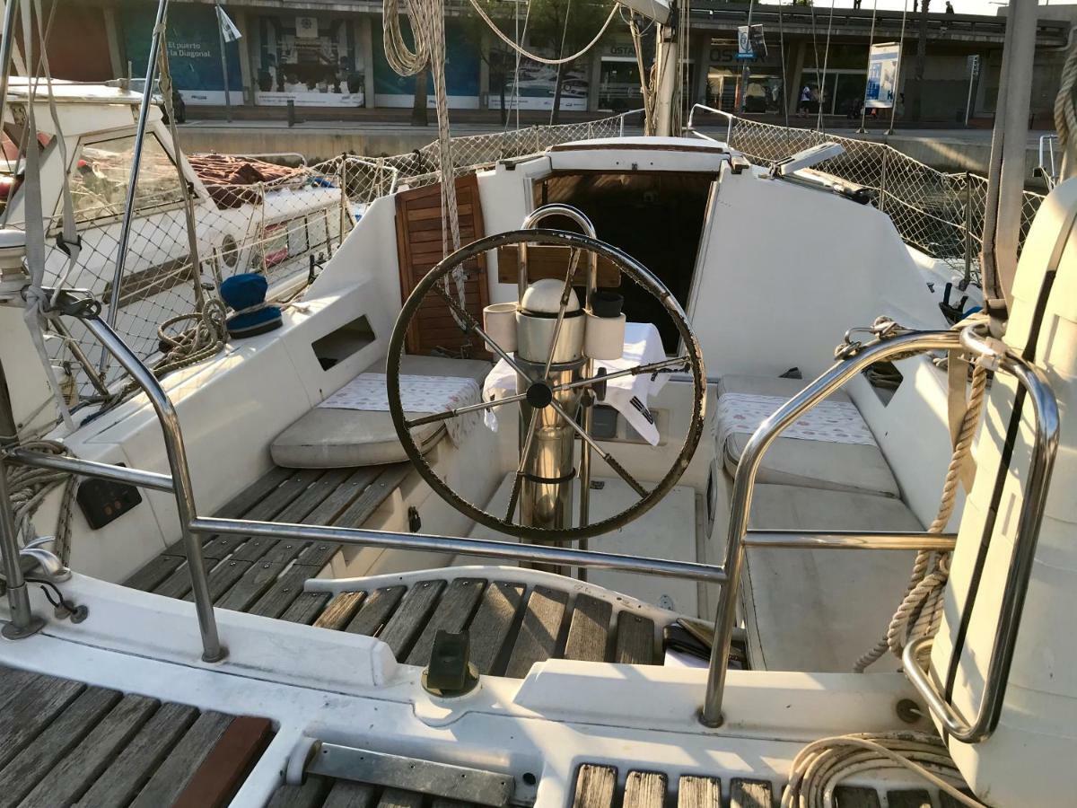 Sleep & Boats Barcelona City Sant Adria de Besos Buitenkant foto